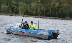 На Ладоге поймали пьяного капитана, перевозившего пассажиров без жилетов